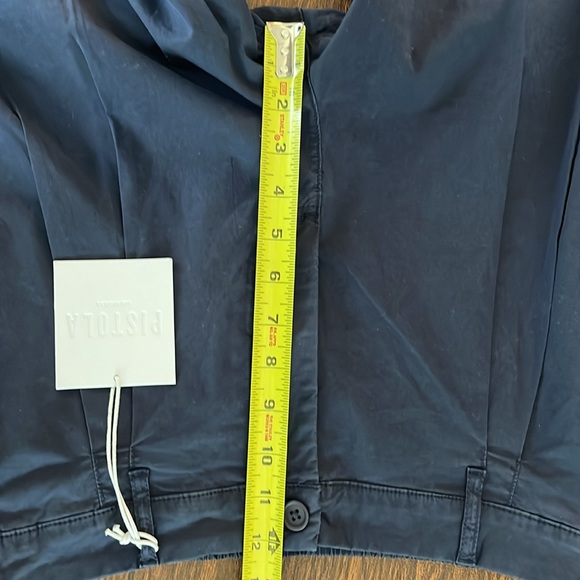 Pistola Navy Pleated front Capri - Picture 11 of 12